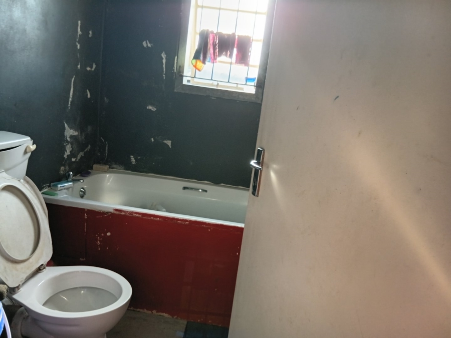  Bedroom Property for Sale in Forest Village Western Cape